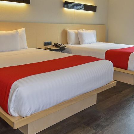 City Express Plus By Marriott Medellin Colombia Bagian luar foto