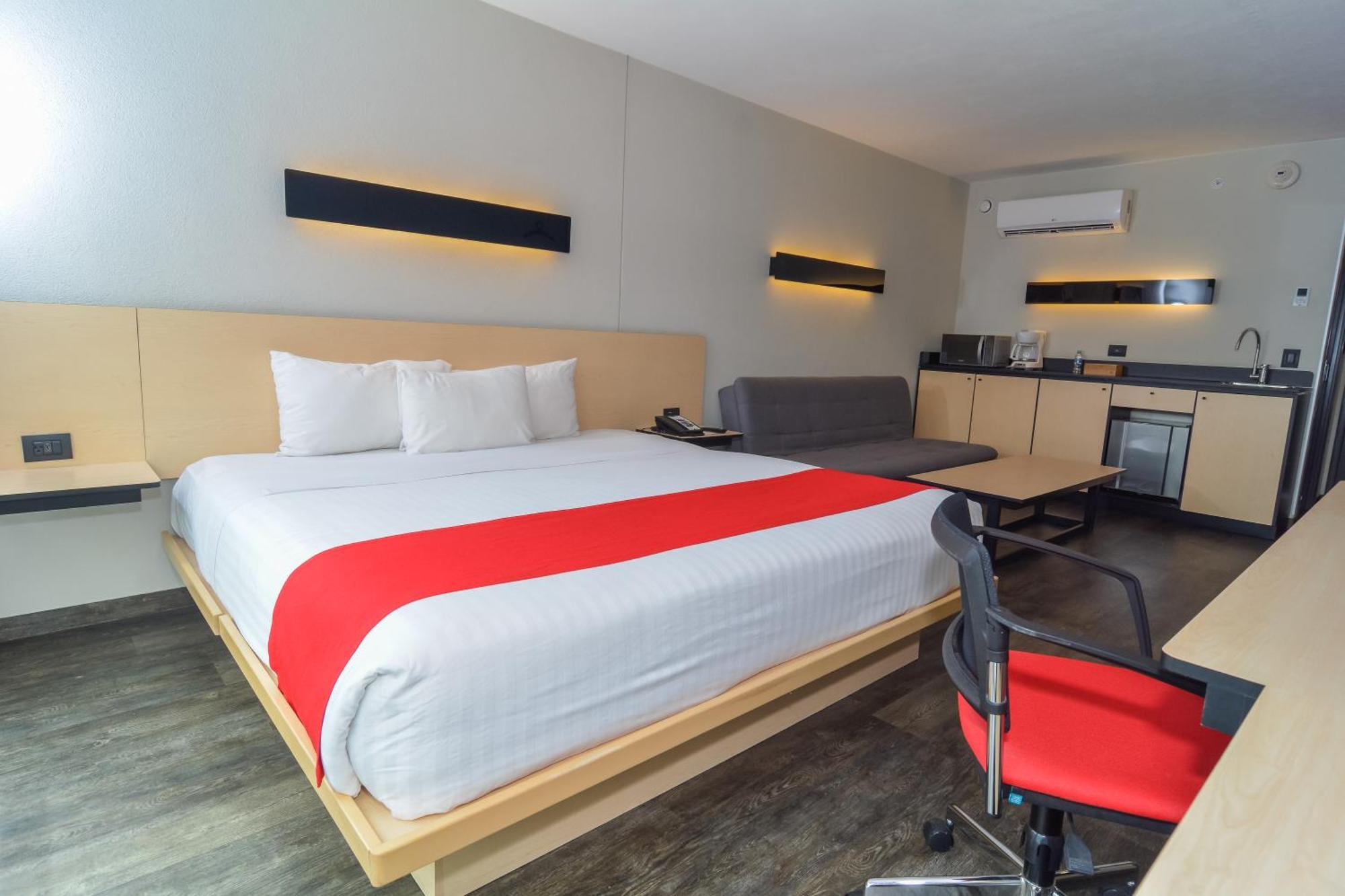 City Express Plus By Marriott Medellin Colombia Bagian luar foto