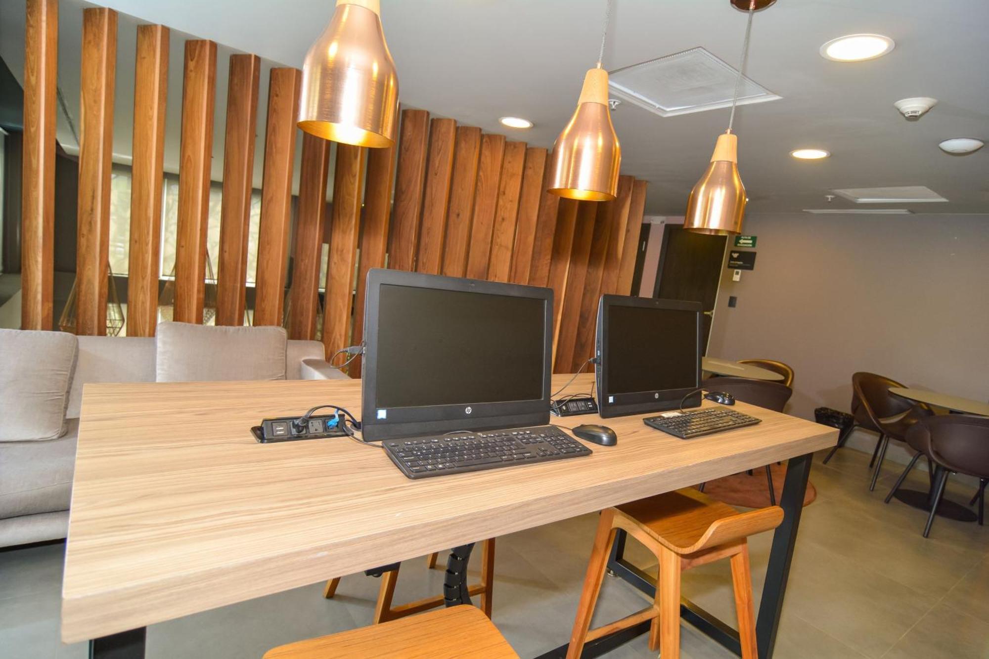 City Express Plus By Marriott Medellin Colombia Bagian luar foto