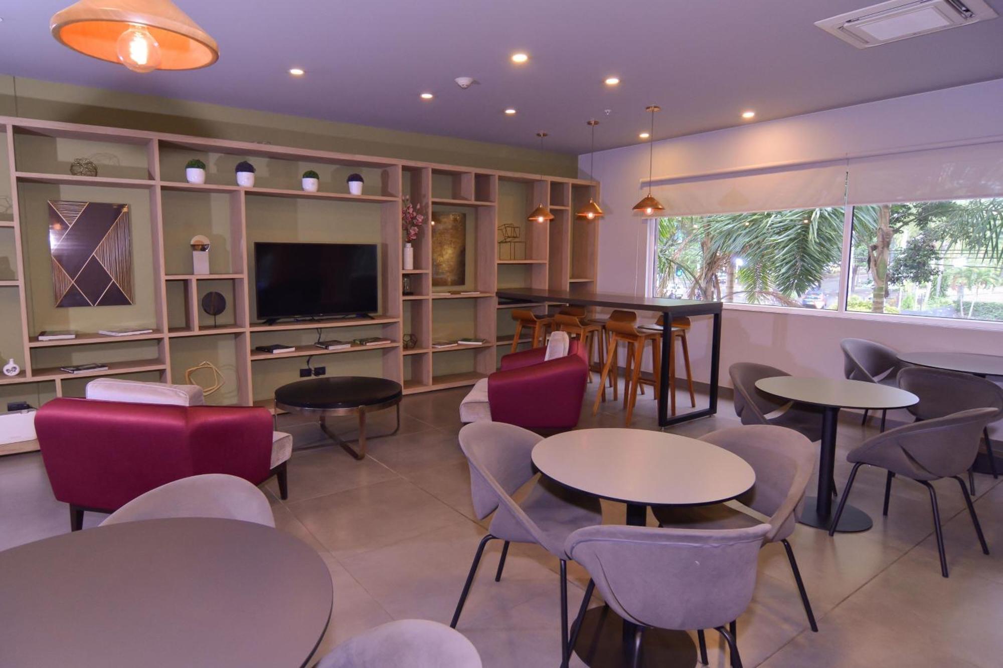 City Express Plus By Marriott Medellin Colombia Bagian luar foto