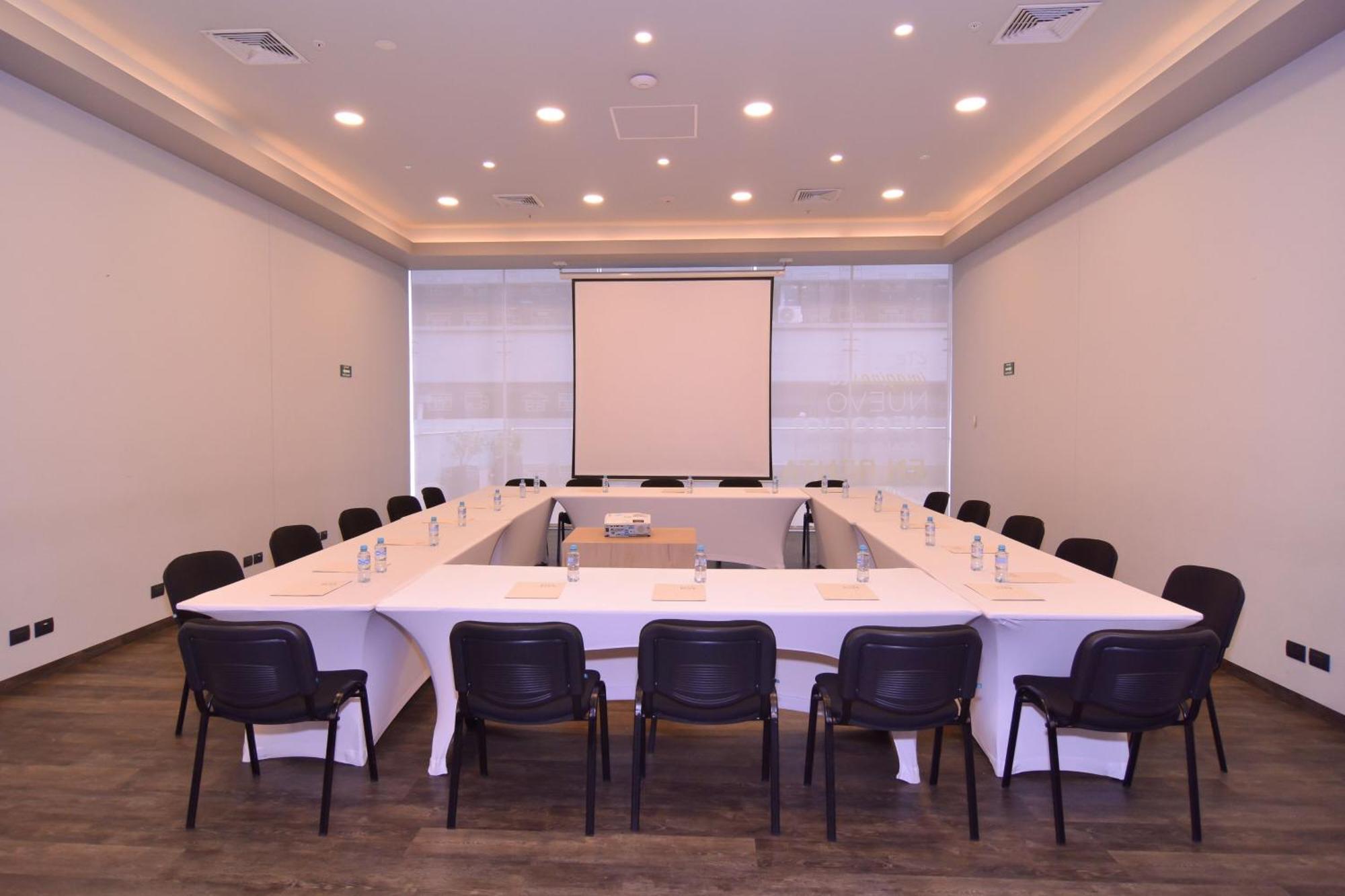 City Express Plus By Marriott Medellin Colombia Bagian luar foto
