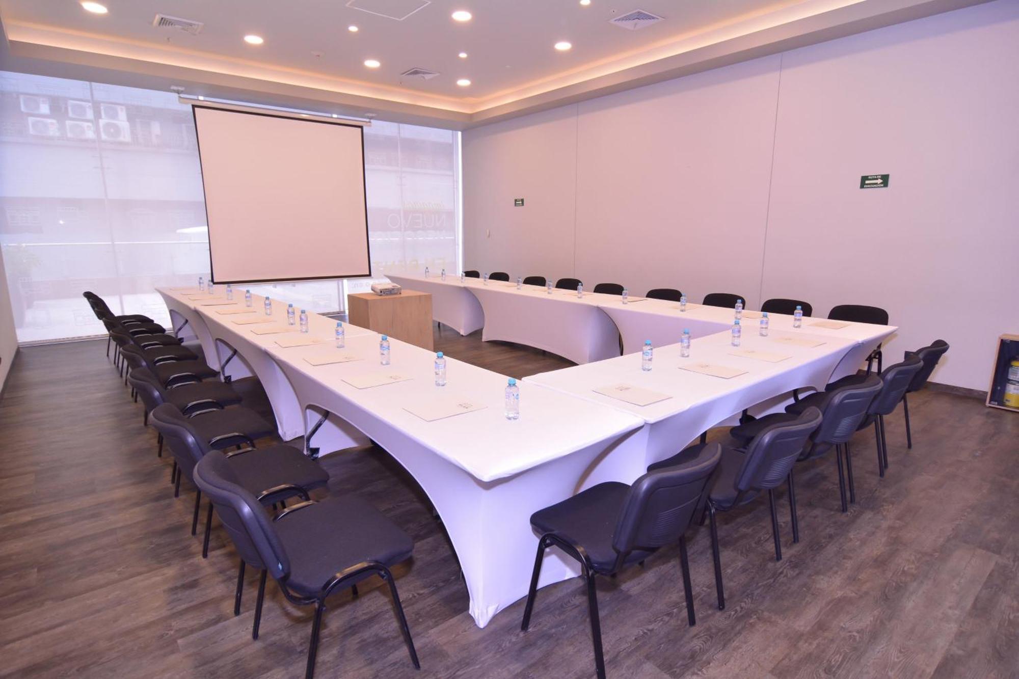 City Express Plus By Marriott Medellin Colombia Bagian luar foto