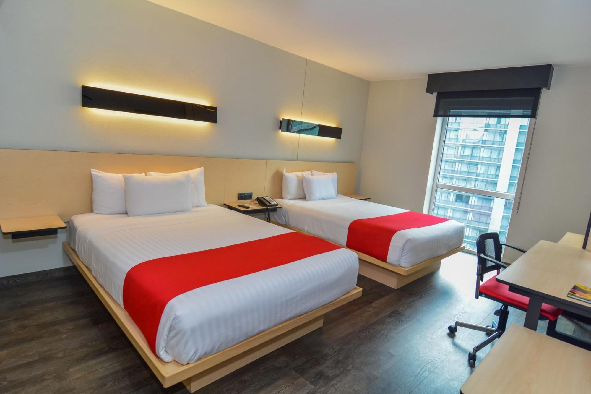 City Express Plus By Marriott Medellin Colombia Bagian luar foto