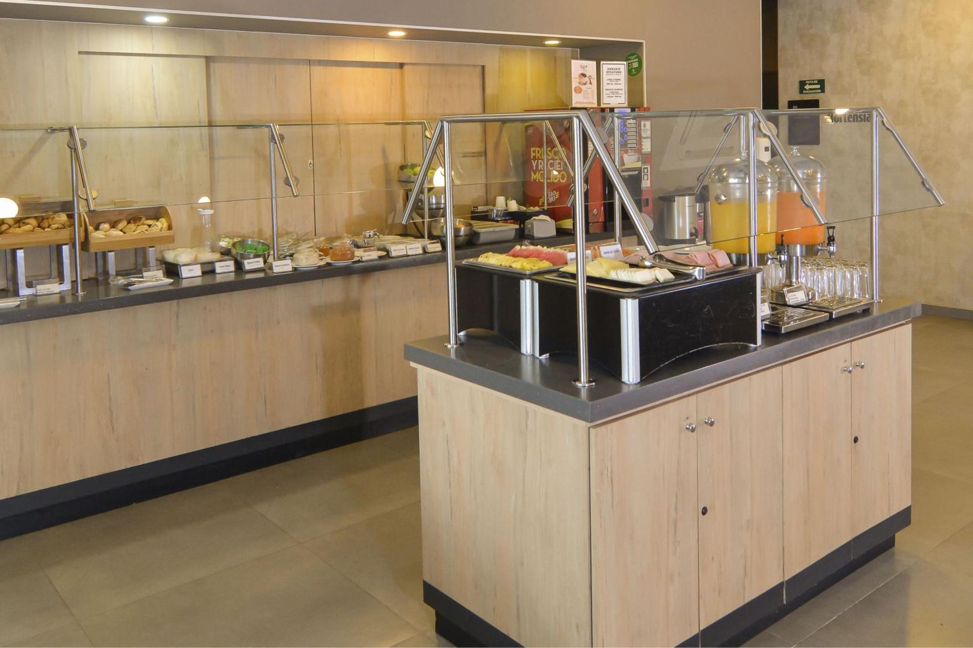 City Express Plus By Marriott Medellin Colombia Bagian luar foto