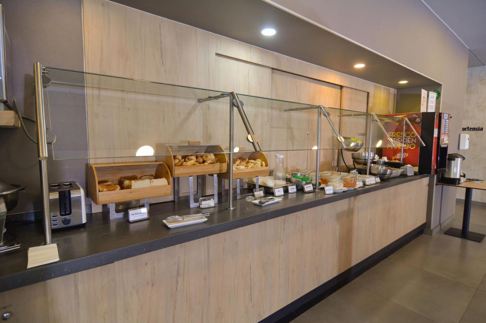 City Express Plus By Marriott Medellin Colombia Bagian luar foto