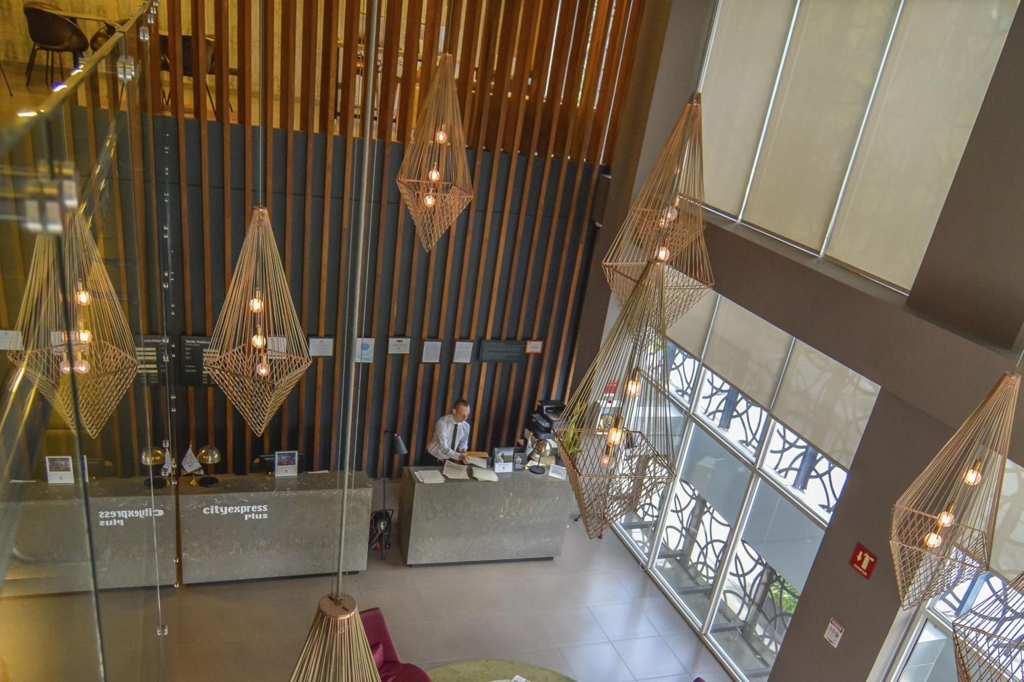 City Express Plus By Marriott Medellin Colombia Bagian luar foto